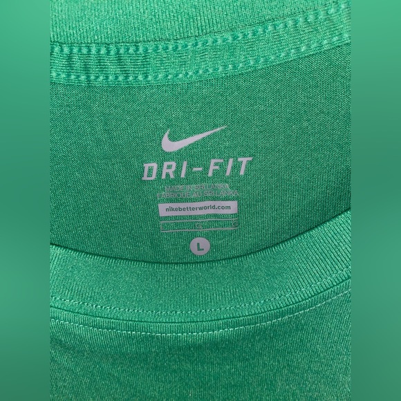 Nike Dri-fit shirt-size large-EUC - Picture 4 of 4